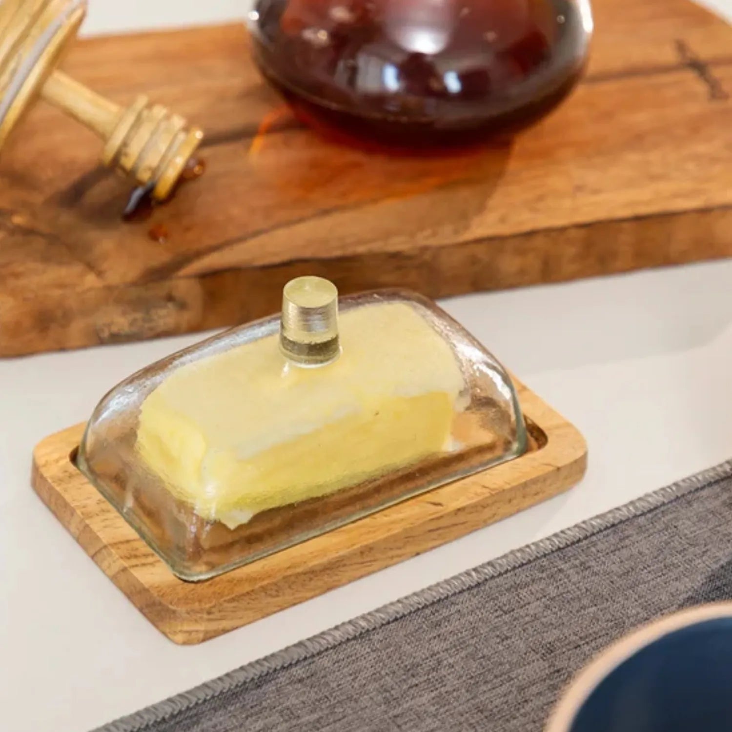 MANTEGUEIRA COLONIAL VIDRO E MADEIRA 15,5X12,5X9,5CM - COPA & CIA