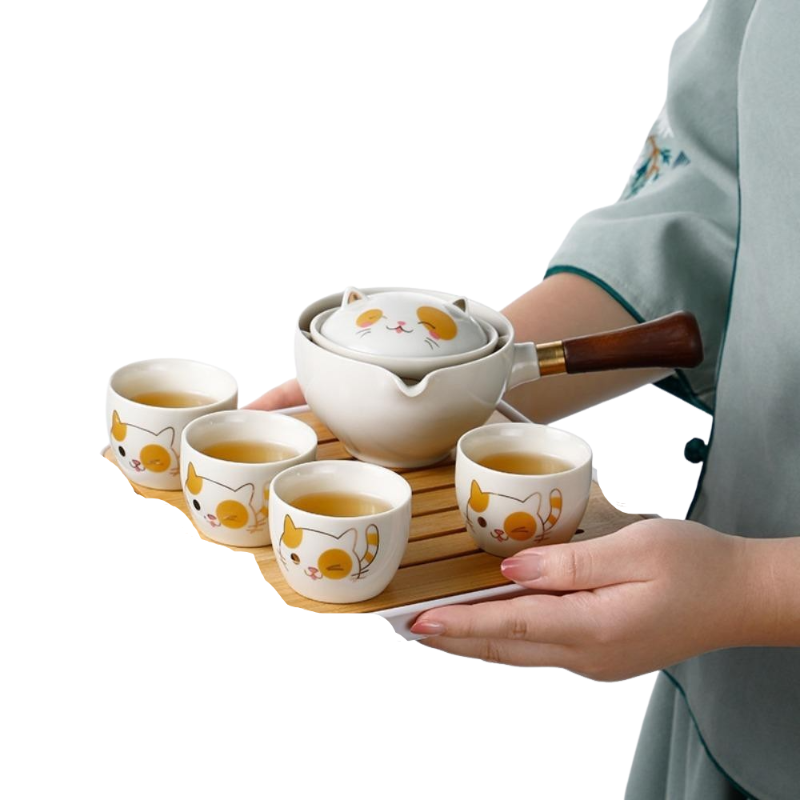 CONJUNTO DE CHÁ BRANCO GIRATÓRIO CHINÊS/JAPONES CABO DE MADEIRA C/ ESTAMPA GATINHO AMARELO DBL – 5PÇS